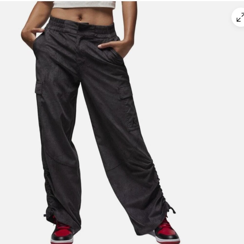 JORDAN Women's Chicago Velvet Corduroy Black Pants size XL